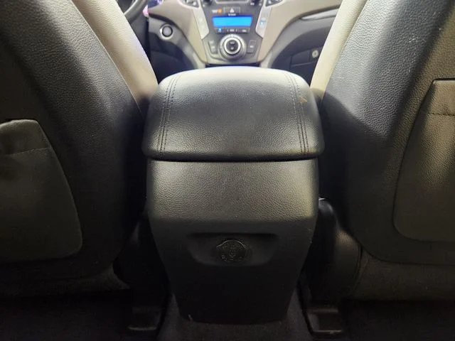 Used 2014 Silver Hyundai Base image 16