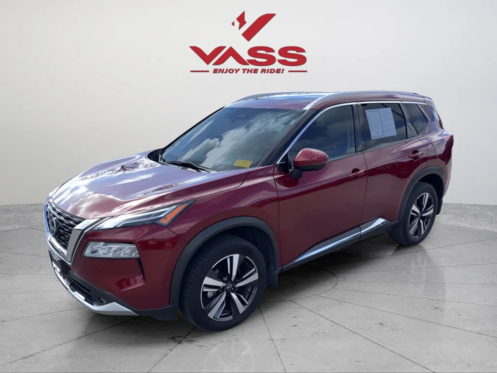 2022 Nissan Rogue Platinum AWD's photo