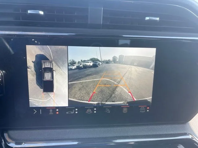 Used 2024 Silver GMC AT4 image 11