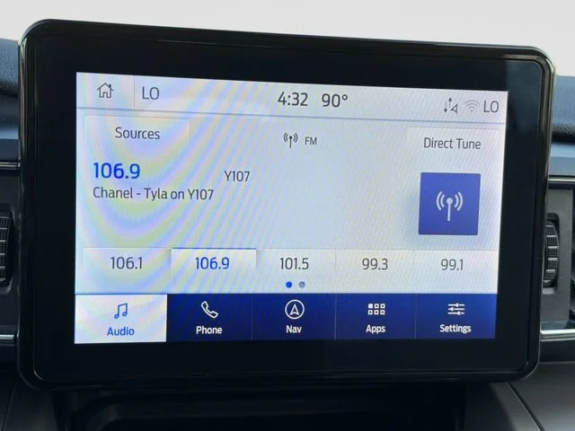Used 2024 White Ford XLT image 27