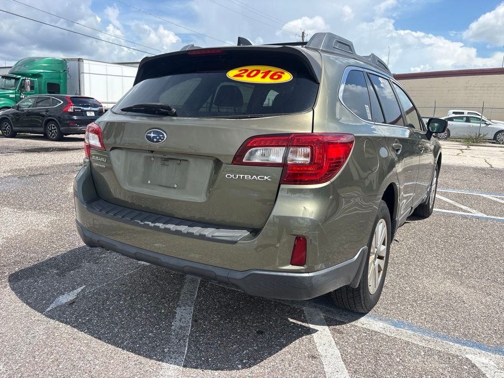 2016 Subaru Outback Premium - Photo 3