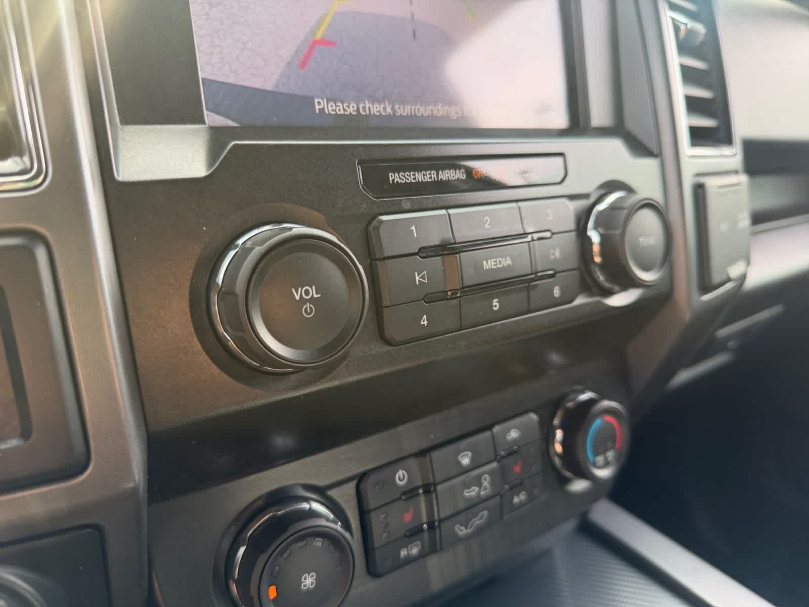 Used 2019 Agate Black Ford XLT image 34