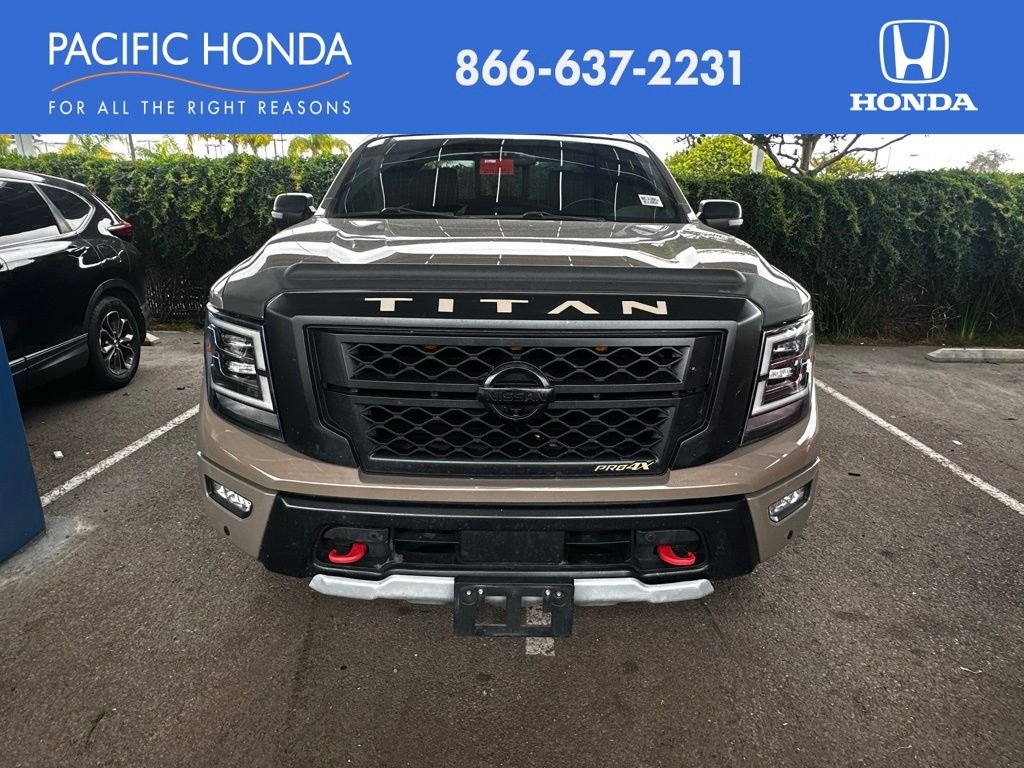 2021 Nissan Titan PRO-4X 4X4 Crew Cab's photo