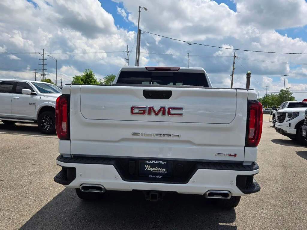 Used 2024 White GMC AT4 image 14