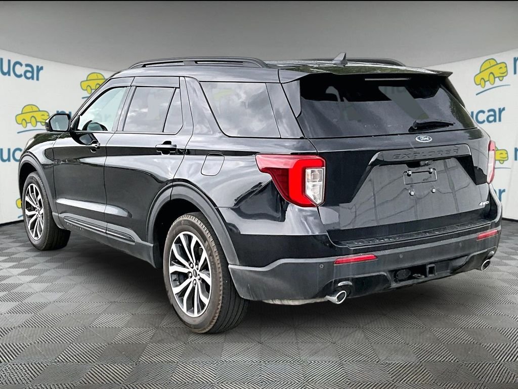 Used 2022 Black Ford ST-Line image 4