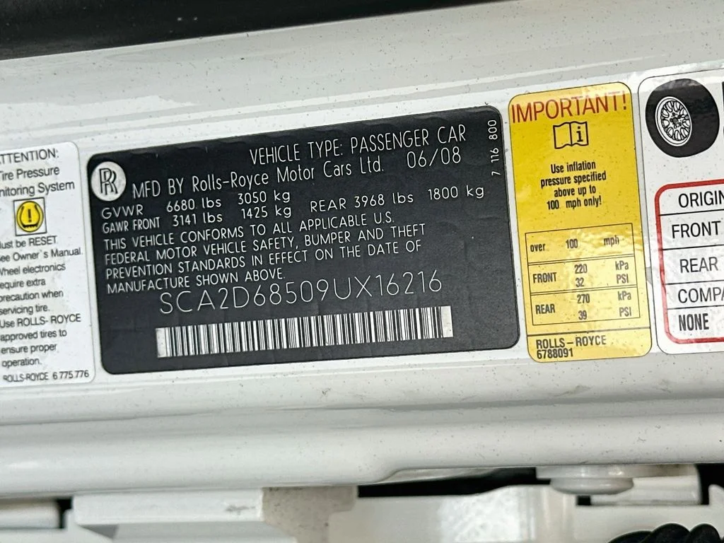 Used 2009 White Rolls-Royce Base image 31