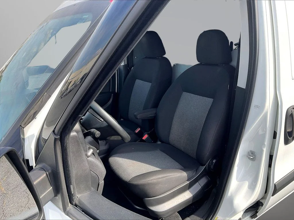 Used 2021 White Ram Tradesman image 22
