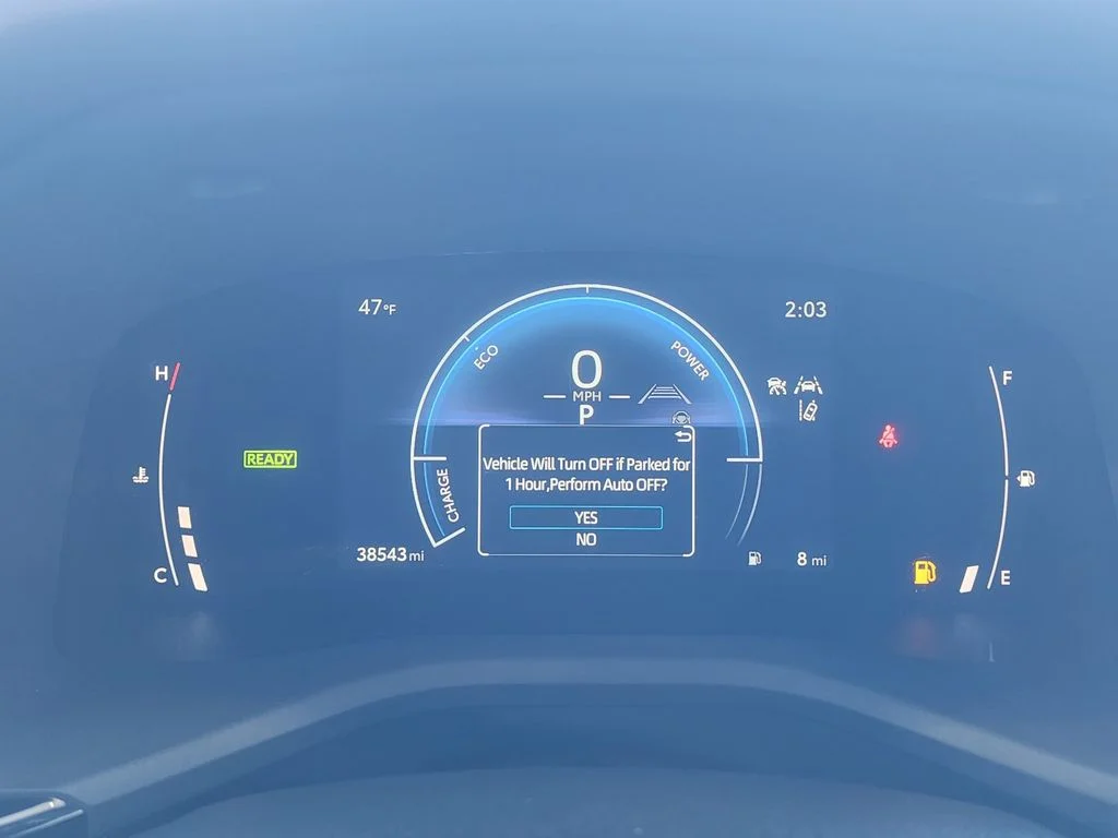 2025 Toyota Camry SE - Photo 21