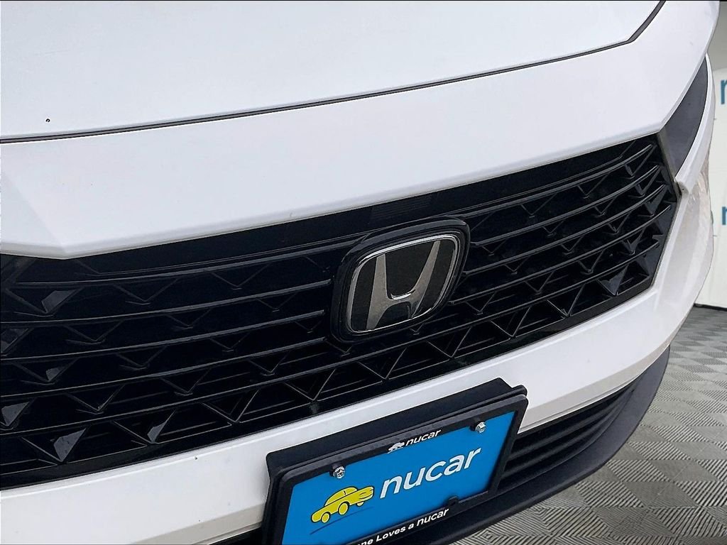 Used 2024 White Honda LX image 28