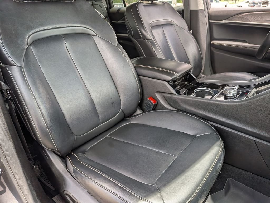 Used 2021 Gray Jeep Limited image 29
