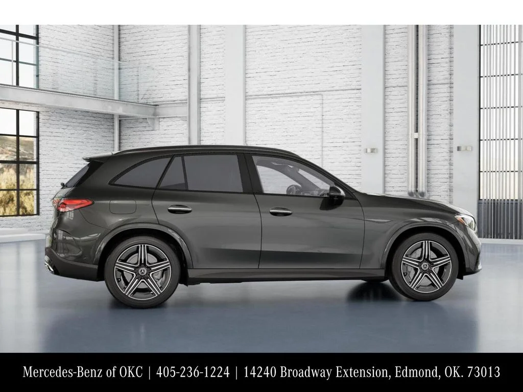 Used 2026 Gray Mercedes-Benz GLC 300 image 17