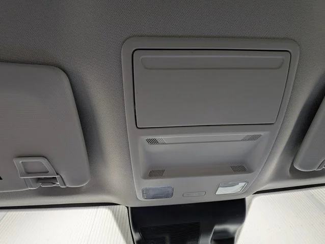 New 2026 Oxford White Ford XLT image 34