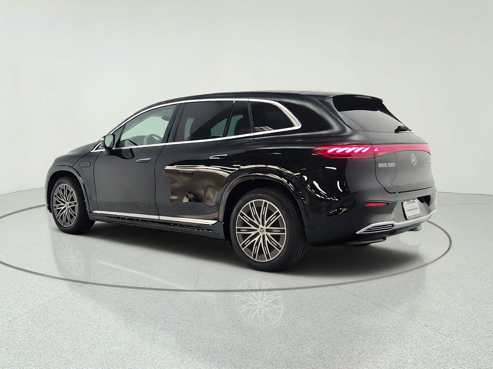 Used 2023 Obsidian Black Metallic Mercedes-Benz EQS 580 4MATIC® SUV image 7