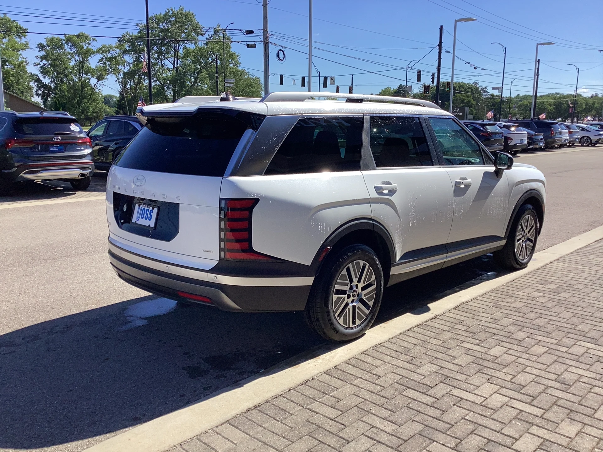 New 2026 Creamy White Pearl Hyundai SEL 7P image 10