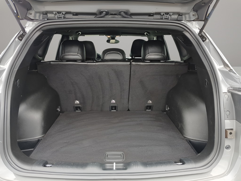 Used 2023 Gray Jeep Limited image 13