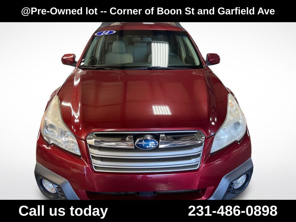 Used 2014 Red Subaru 2.5i Premium image 8