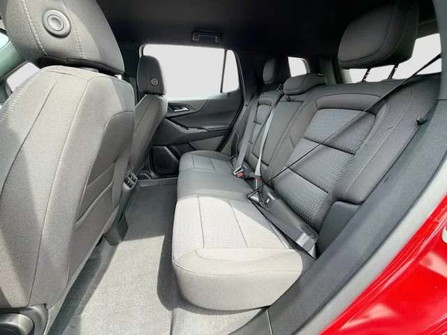2027 Chevrolet Equinox LT - Photo 28