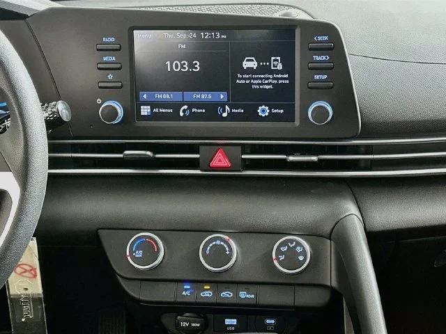 New 2026 Gray Hyundai SE image 15