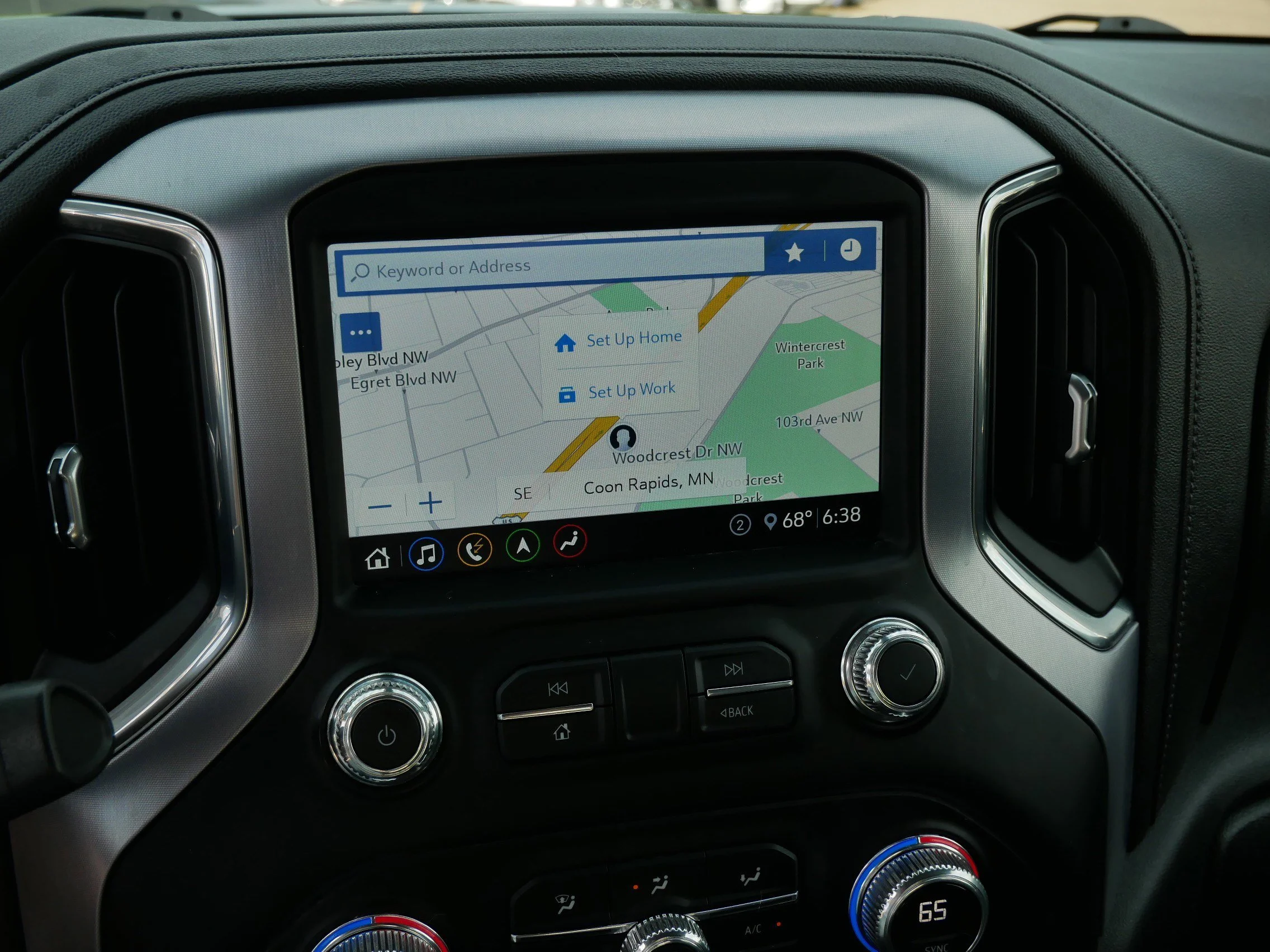 Certified Used 2020 Onyx Black GMC SLT image 33