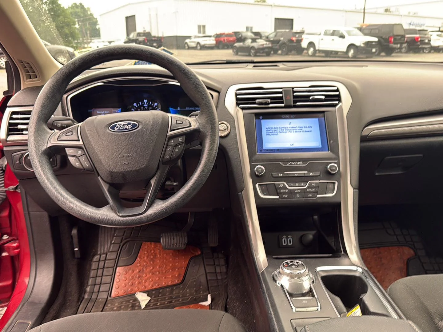Used 2019 Ruby Red Metallic Tinted Clearcoat Ford SE image 10
