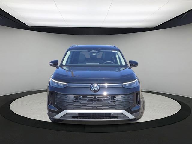 New 2026 Deep Black Pearl Volkswagen SE image 2