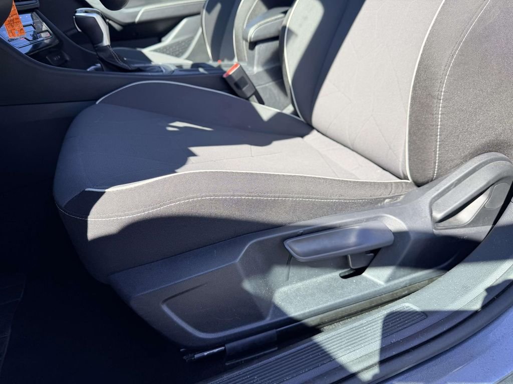 Used 2025 Gray Volkswagen 1.5T Sport image 23