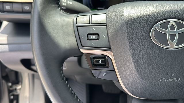 2023 Toyota Crown Platinum - Photo 10