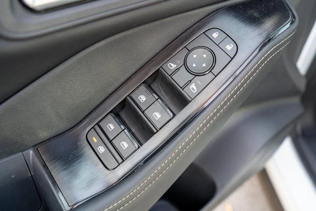 2026 Nissan Rogue SV - Photo 10