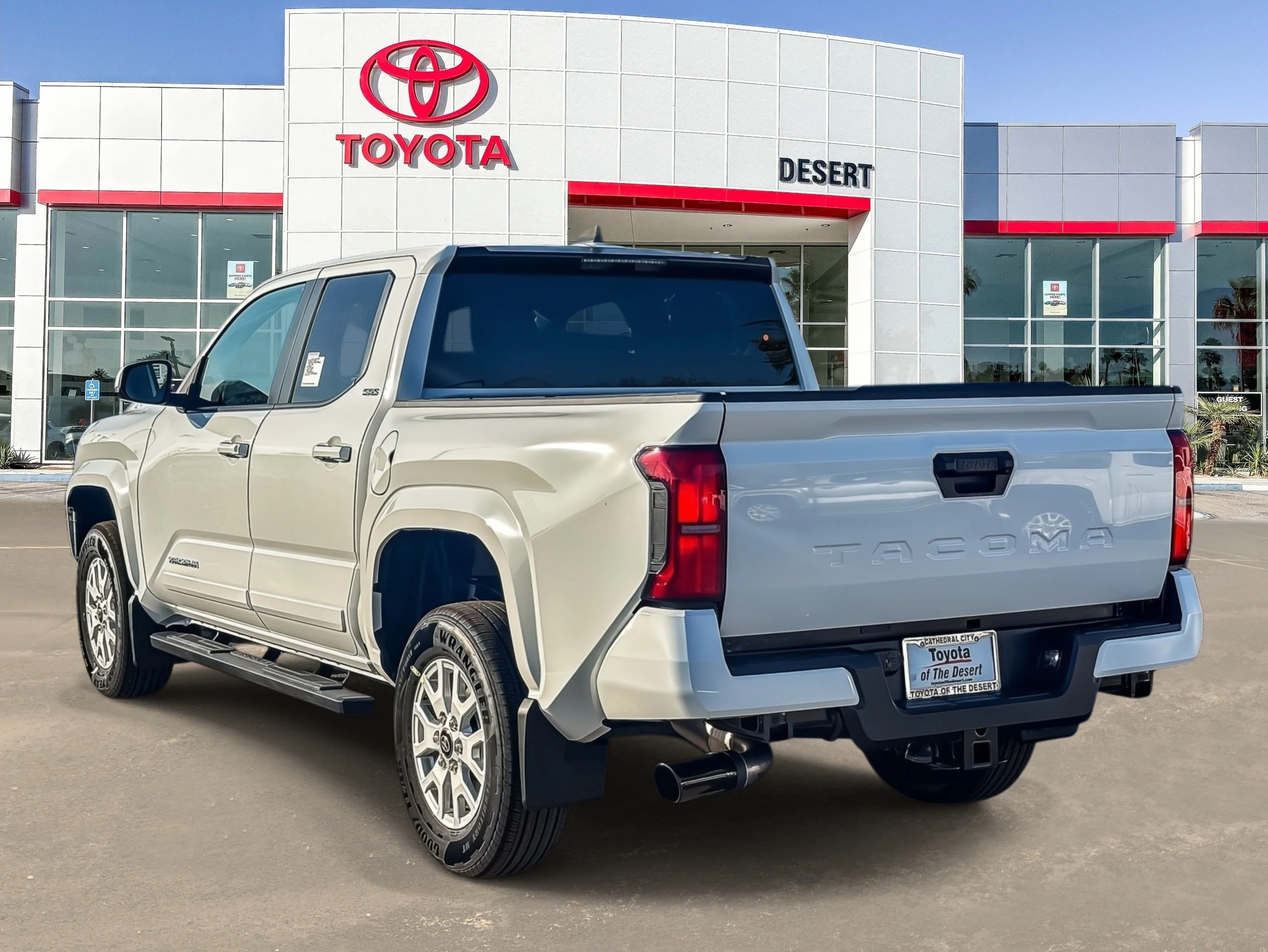 New 2026 Ice Cap Toyota SR5 image 4