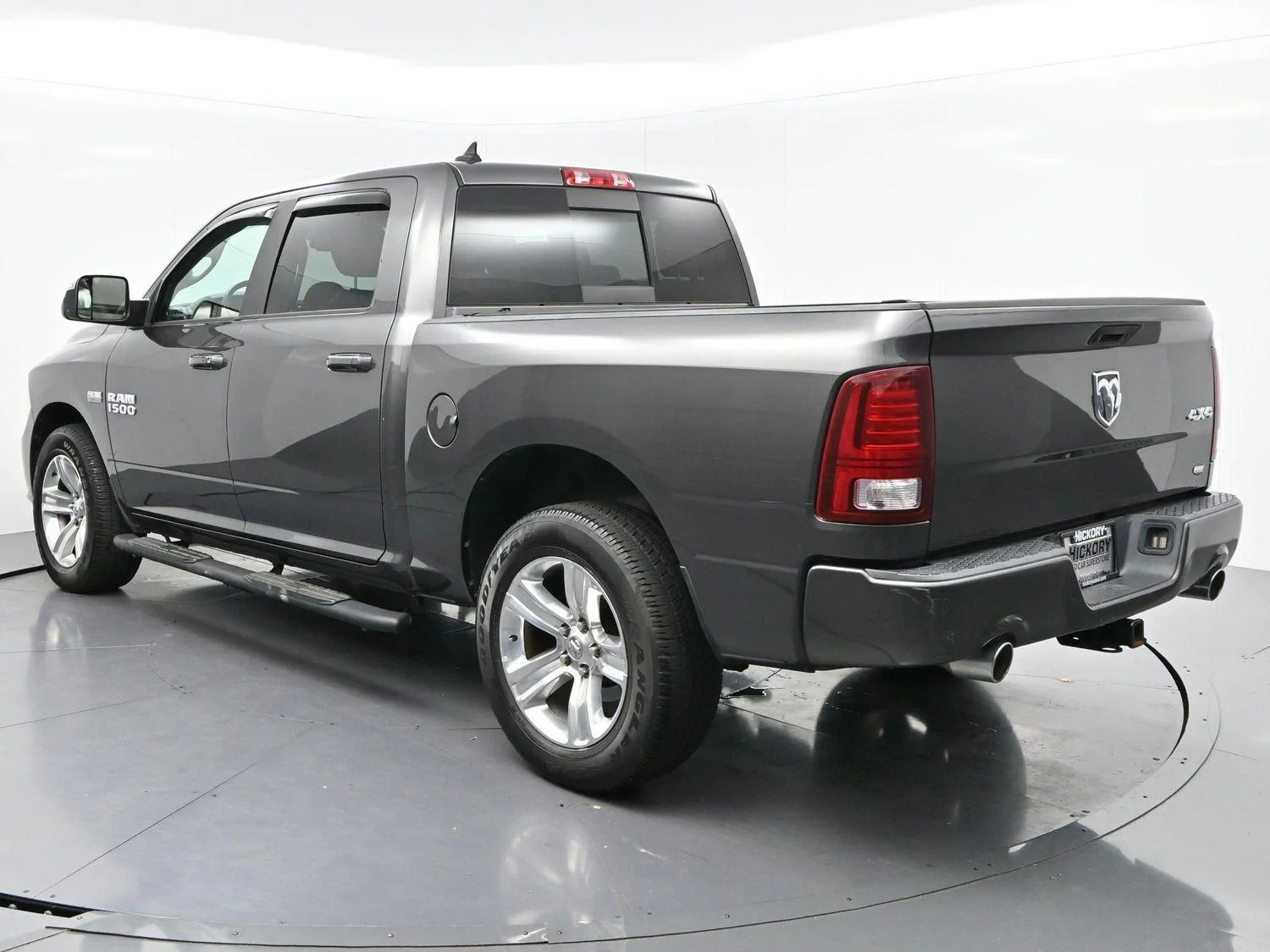 Used 2017 Granite Crystal Metallic Clearcoat Ram Sport image 5