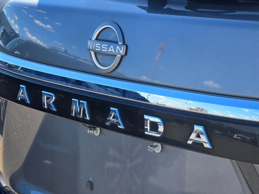 Used 2023 Gray Nissan SL image 14