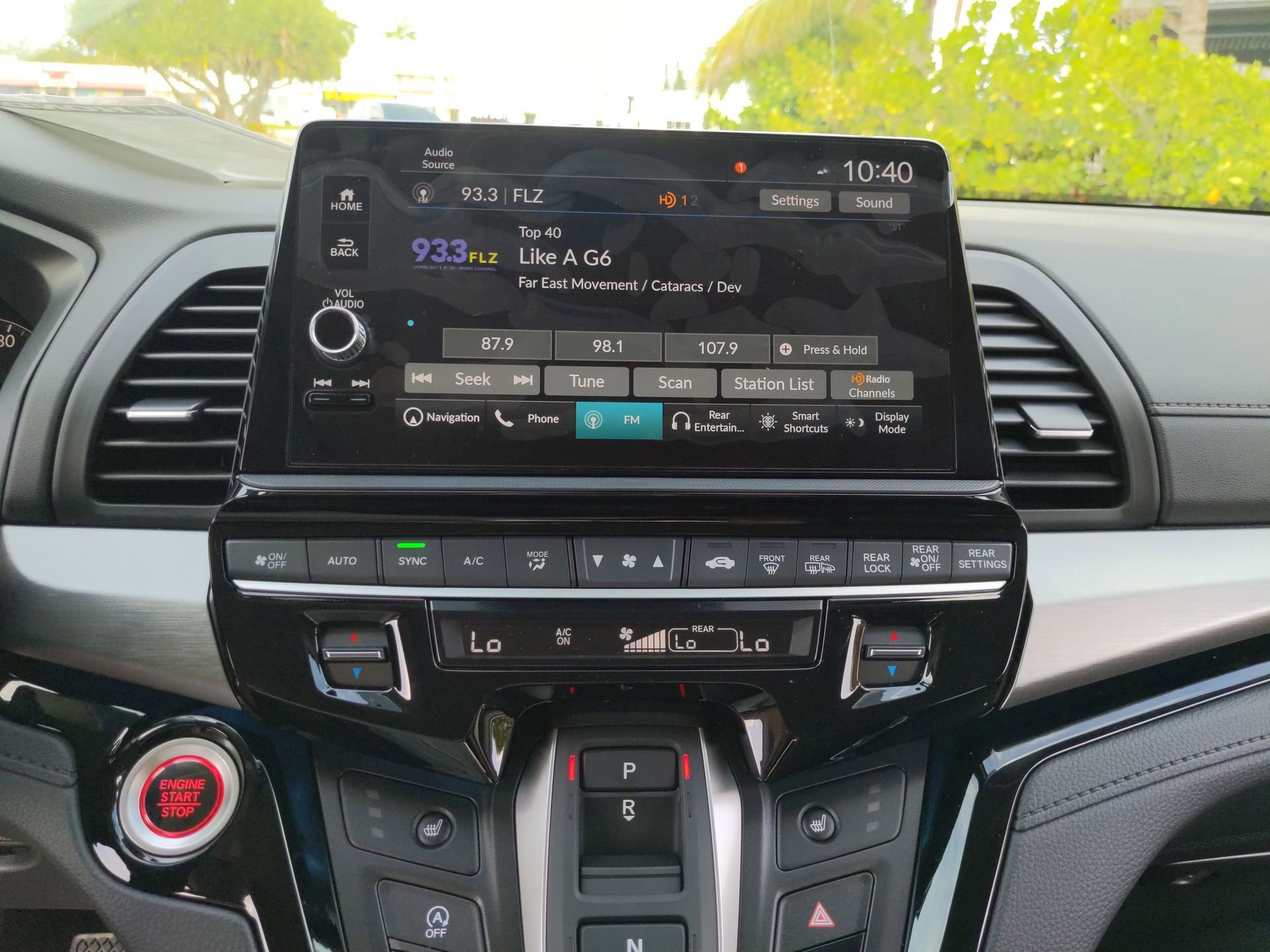 New 2026 Platinum White Pearl Honda Touring image 23