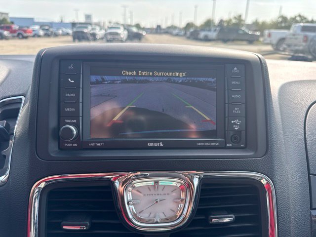 Used 2014 Red Chrysler Touring image 14
