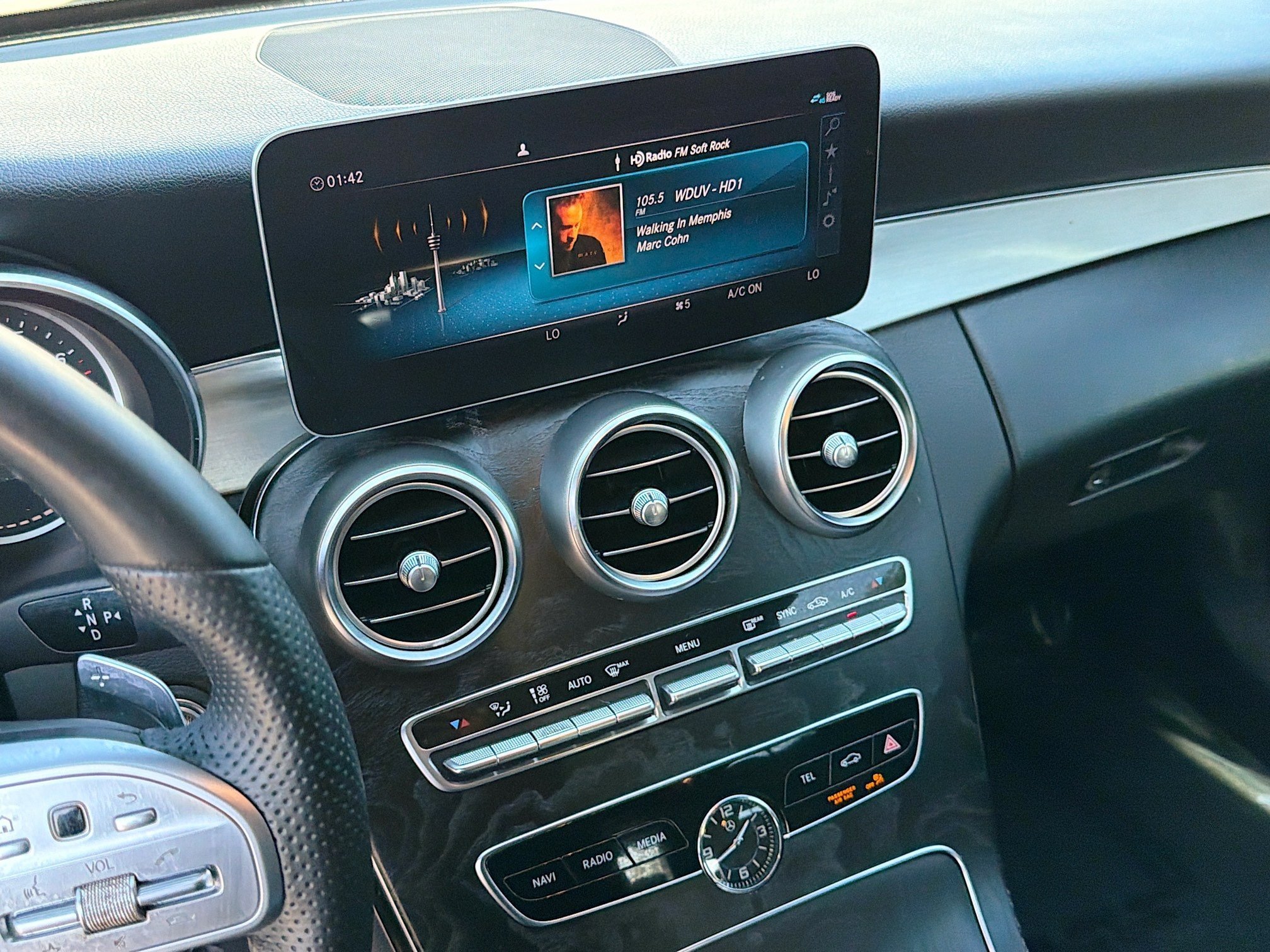 Used 2019 Silver Mercedes-Benz C 300 image 23