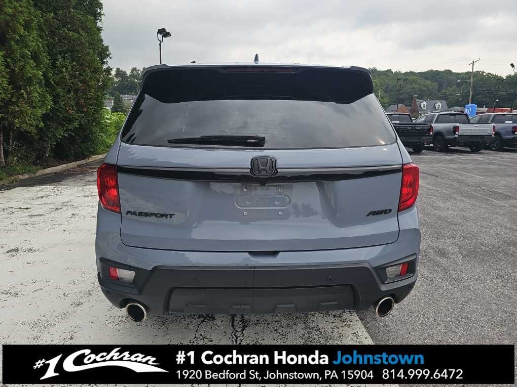 Used 2025 Sonic Gray Pearl Honda EX-L image 8