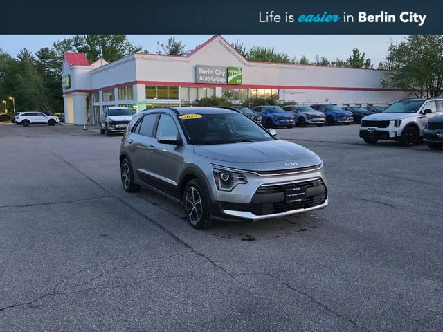 2023 Kia Niro EX HEV's photo