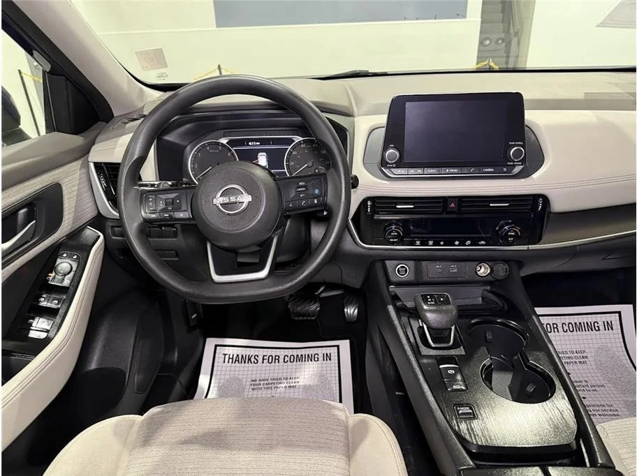 2022 Nissan Rogue SV - Photo 18