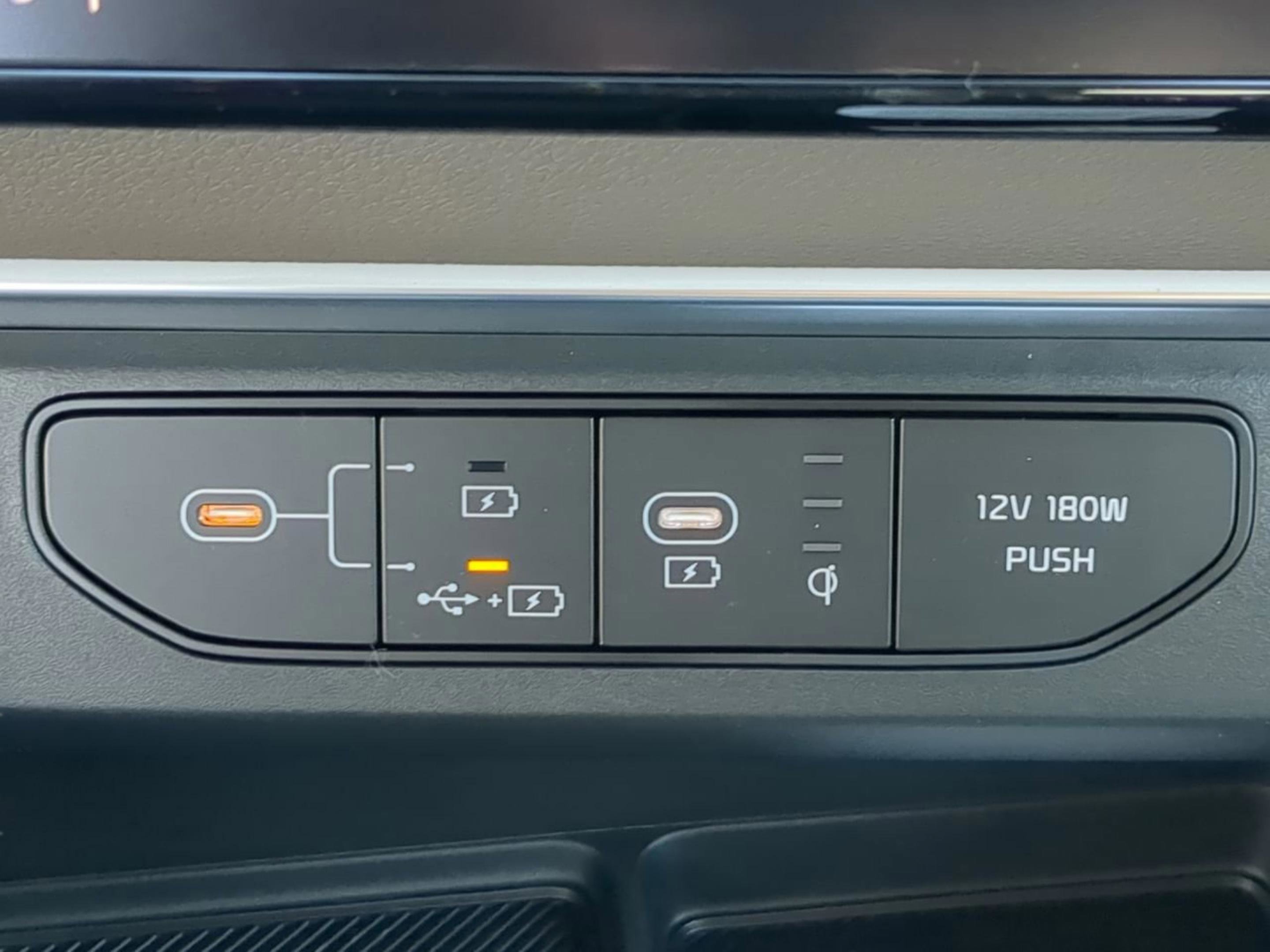 New 2026 Snow White Pearl Kia EX image 26