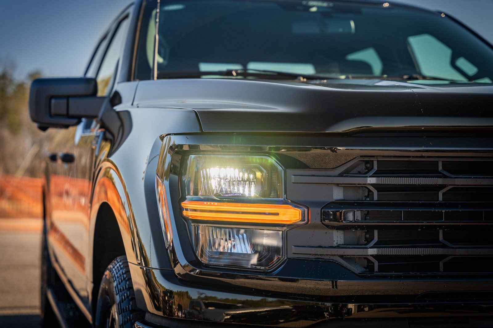 2026 Ford F-150 XLT - Photo 8