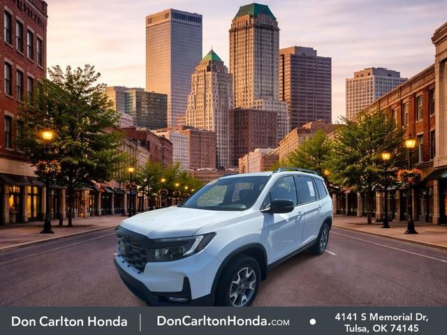 Used 2022 Platinum White Pearl Honda TrailSport image 3