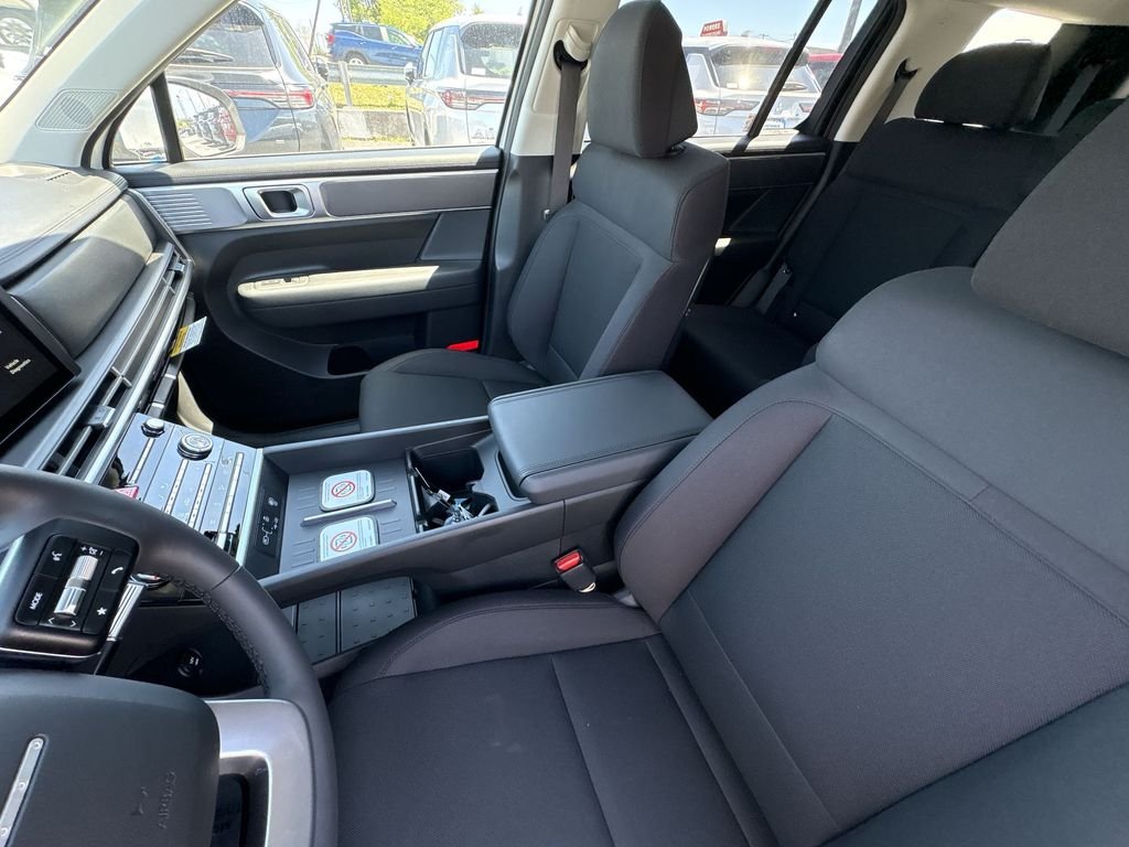 New 2026 White Hyundai SE AWD image 20