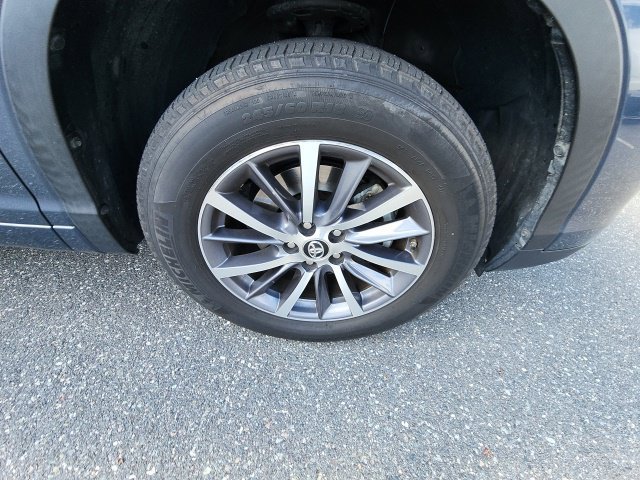 Used 2017 Blue Toyota XLE image 20