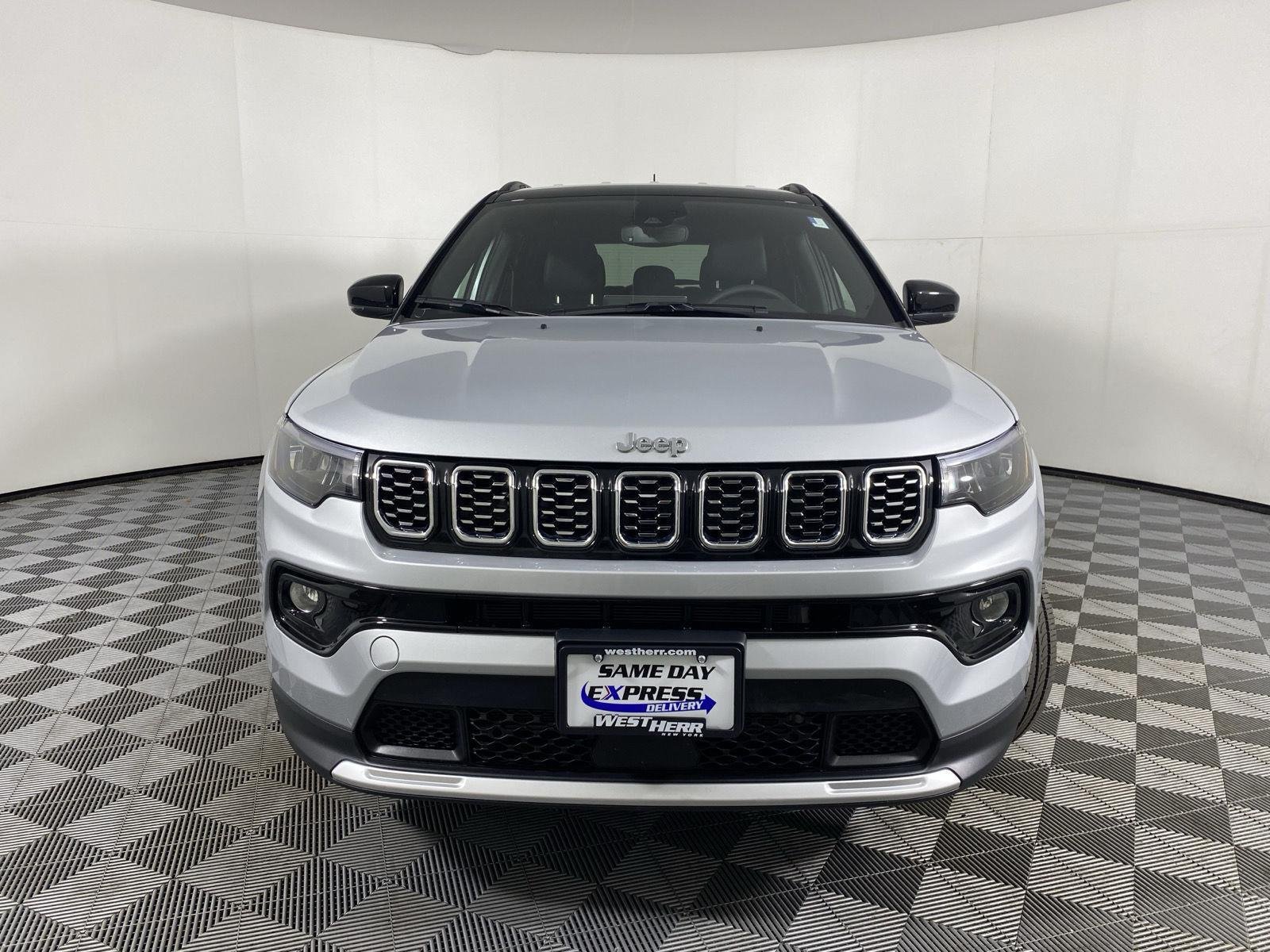 New 2026 Silver Zynith Metallic Clear-Coat Exterior Paint Jeep Limited image 2