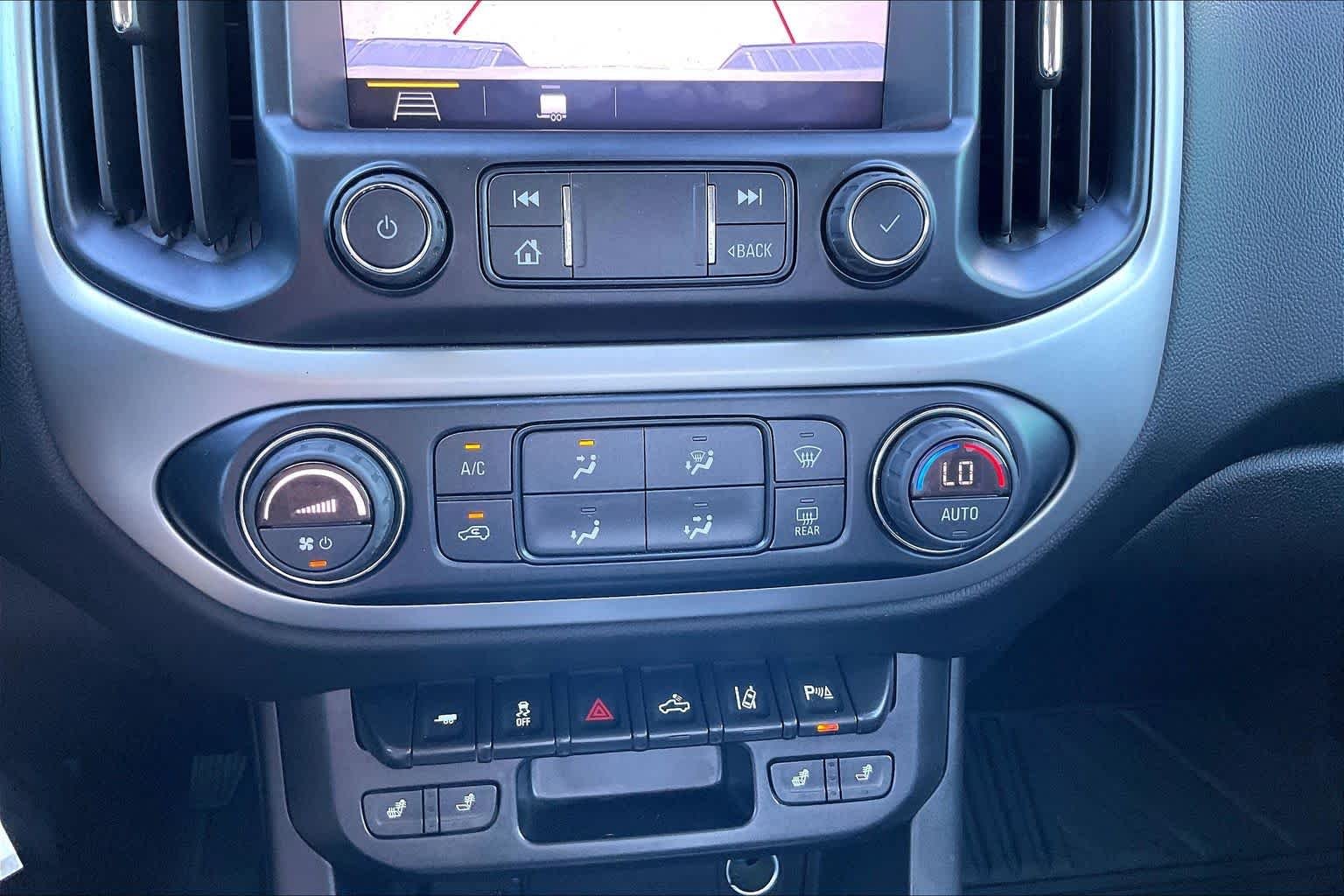 Used 2020 Pacific Blue Metallic Chevrolet 2WD LT image 33