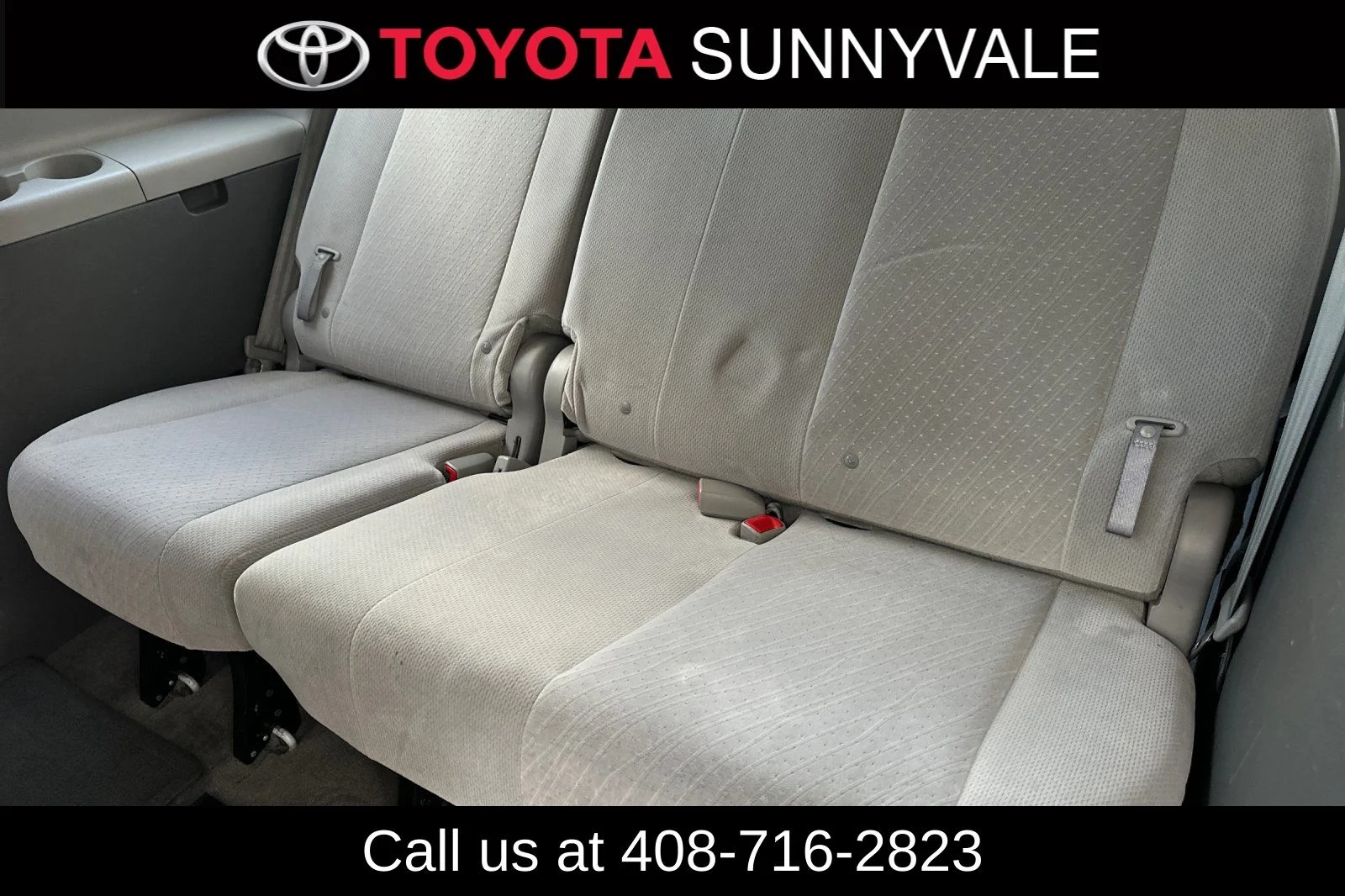 Used 2016 White Toyota LE image 19