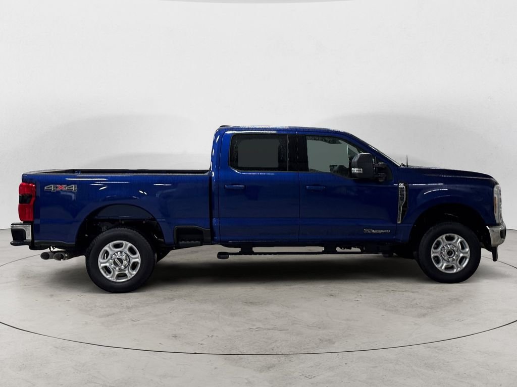 2026 Ford F-250 Super Duty XLT - Photo 6