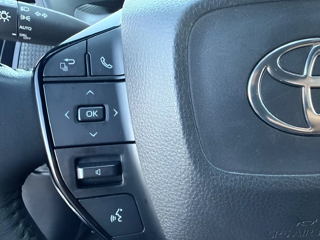 Used 2024 White Toyota XLE image 19