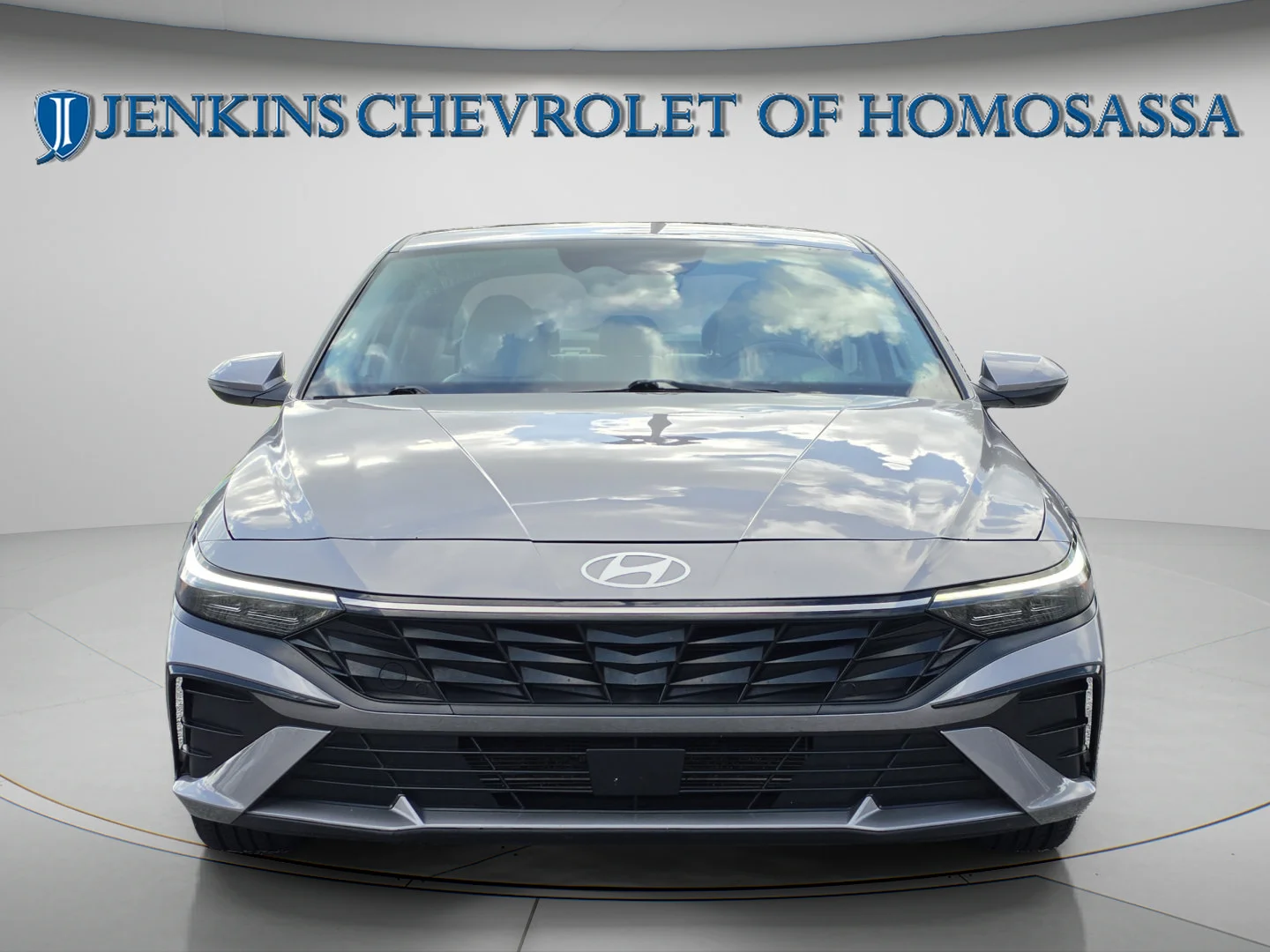 Used 2025 Fluid Metal Hyundai Limited image 12