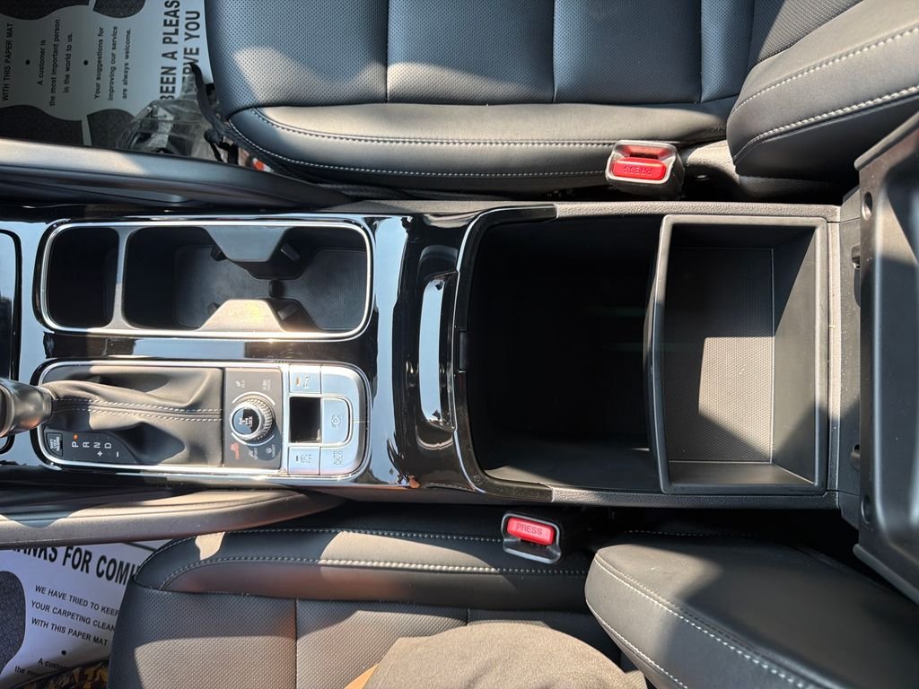 Used 2025 Gray Kia S image 25