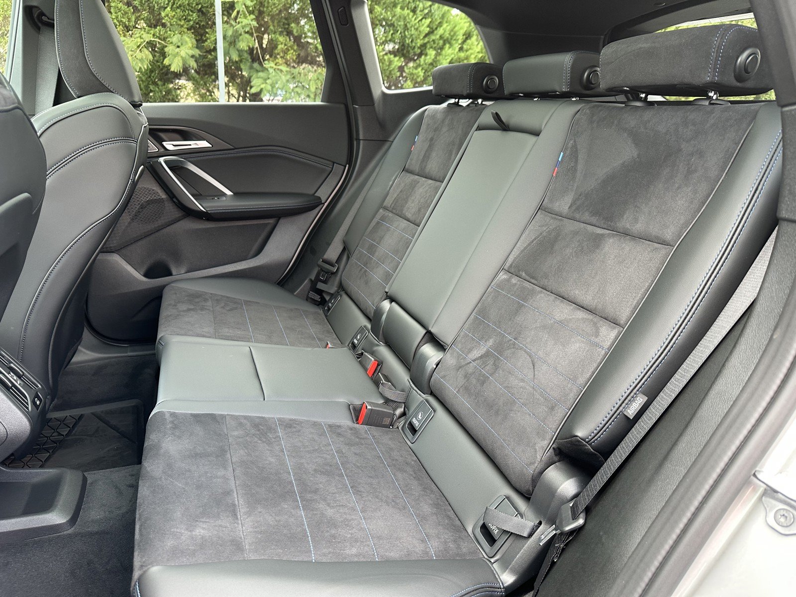 2026 BMW X1 M35i - Photo 19